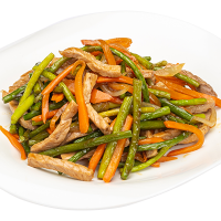 Стрелки чеснока со свининой